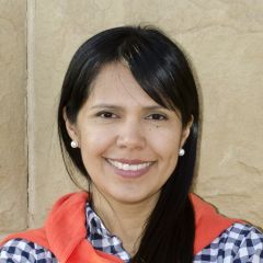 Mary Avilés, picture from her Global Voices author page.
